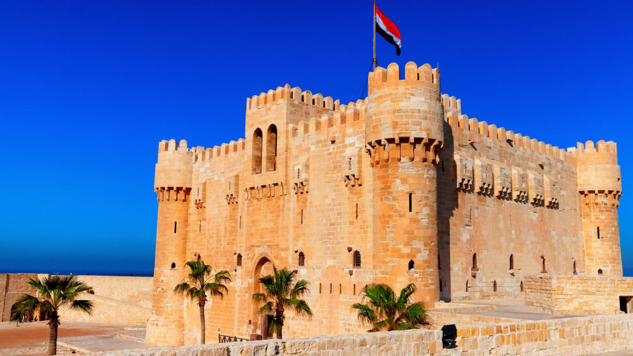 https://pearl-egypttours.com/wp-content/uploads/2023/02/Citadel_of_Qaitbay-1-1280x720.jpg